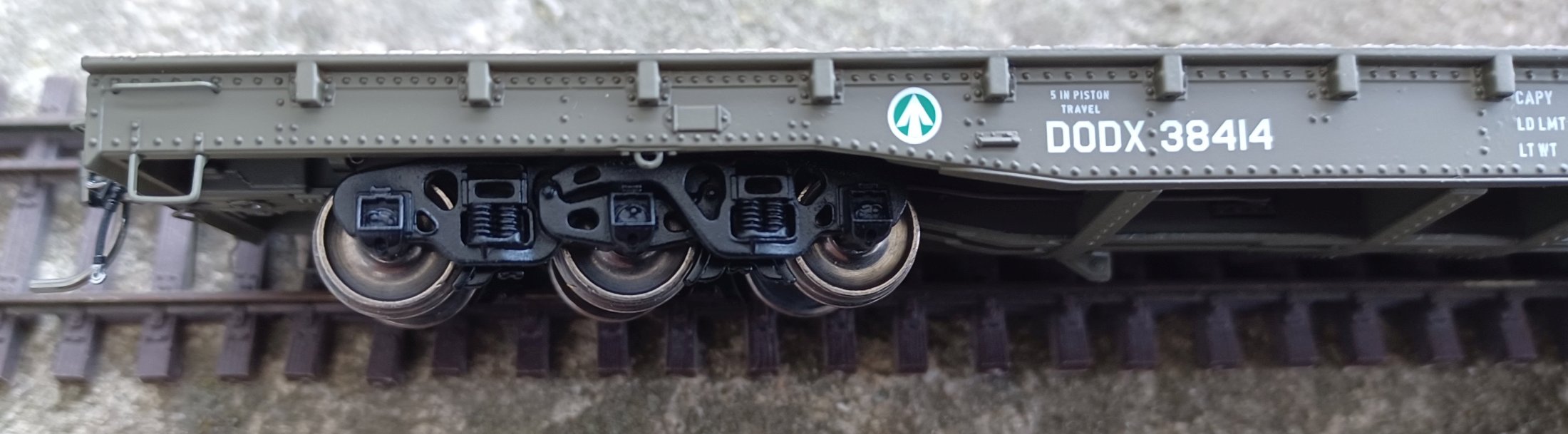 DODX38414-4.jpg